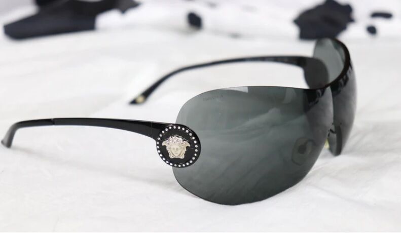 VERSACE 2113-B 1009/87 51-18 Güneş Gözlüğü